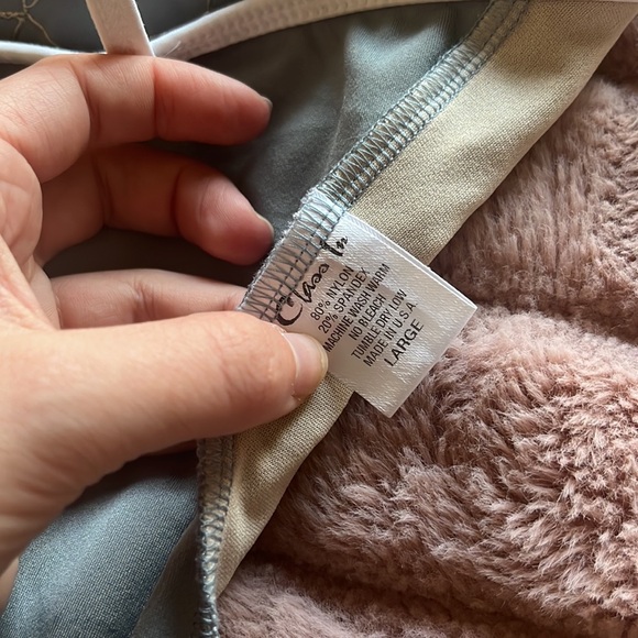 Class In Leotard - Picture 6 of 6